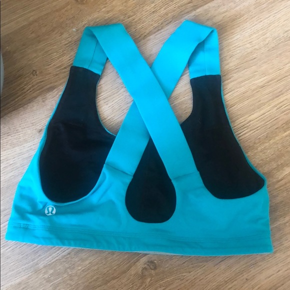 Lululemon sport bra - Picture 2 of 5